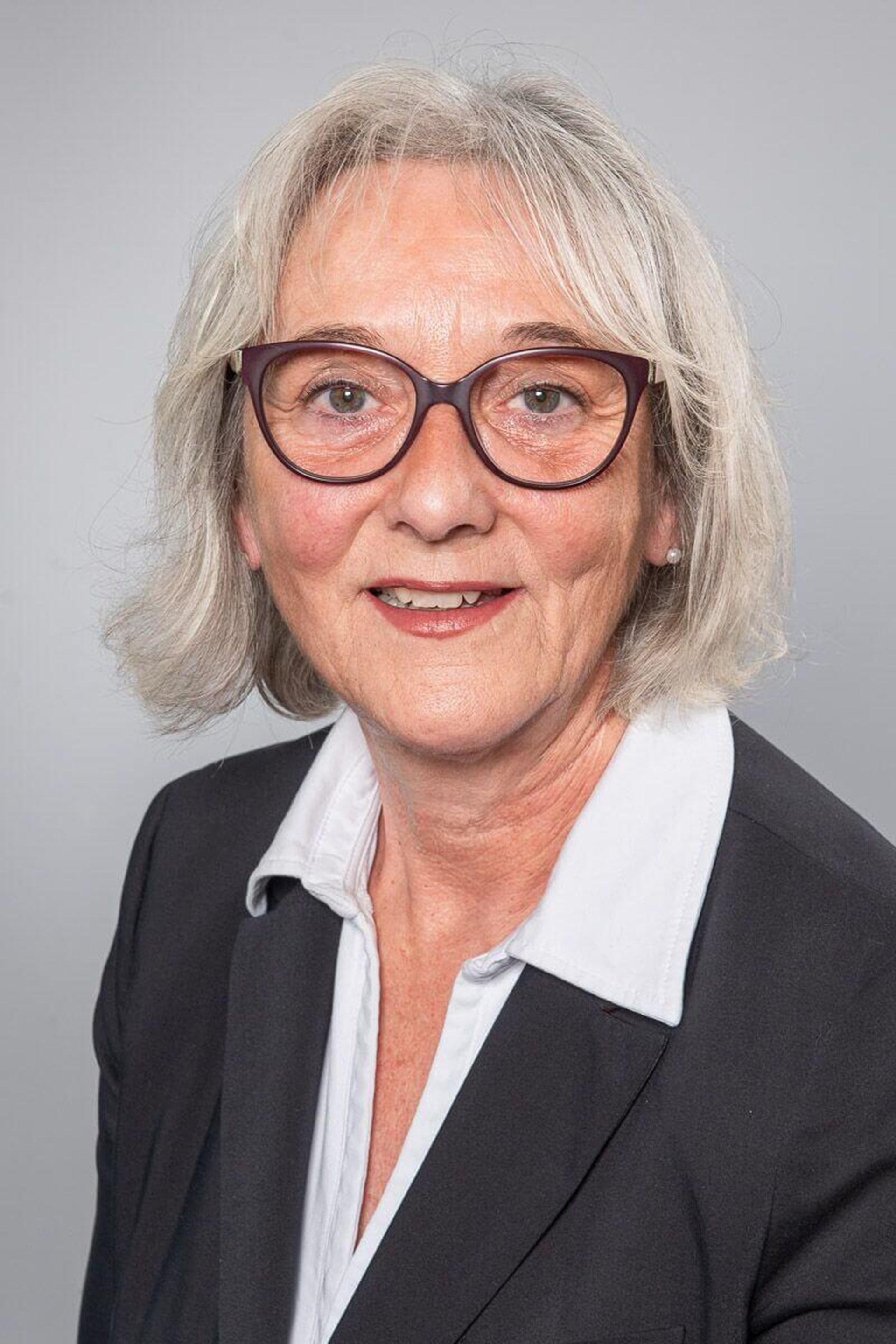 Aloisia Rothenwührer. Fachgebietsleitung "Erziehungs- Jugend & Familienberatung".